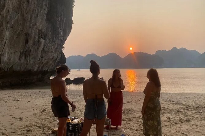Sunset and Plankton Bioluminescent Night Kayak Lan Ha Bay - Dinner on the water: included, simple, and part of the mood