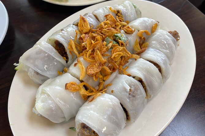 Super Niche Walking Street Food Tour in Ho Chi Minh City - Pickup, Meeting Points, and How the Group Stays Comfortable