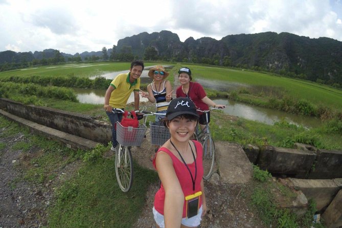 Tam Coc Ninh Binh - Hoa Lu - Deluxe Daily group Tour - From Hanoi to Ninh Binh: the day trip setup that actually works