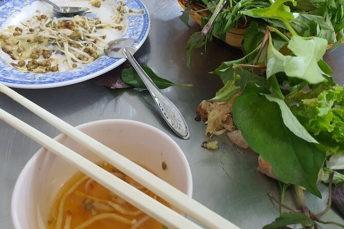 Taste of Saigon: Local Street Food Tour - Ho Thi Ky Flower Market: Why Color and Scent Belong on a Food Tour