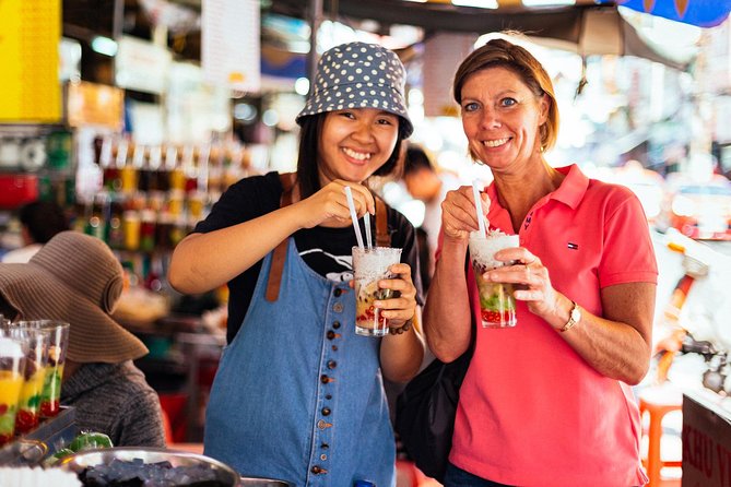 The 10 Tastings of Ho Chi Minh City With Locals: Private Street Food Tour - Tan Dinh Market: banh xèo, beer, and chè to close strong