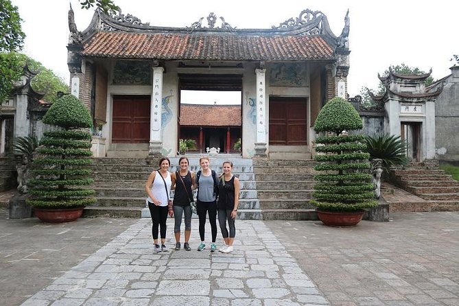 The insider's Hanoi 4.5 hours All highlight Places & Train Street - Stop 2: Ba Dinh Square viewpoints for the Mausoleum area