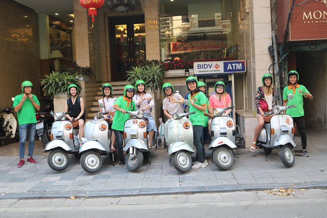 The insider's Hanoi 4.5 hours All highlight Places & Train Street - Stop 4: Phu Tay Ho lakeside and seasonal flower farms