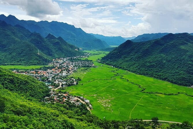 The Insider's Hanoi,Train Street, Countryside Highlight by Vespa - Huu Tiep Lake and the Downed B-52, plus the Mausoleum area pass