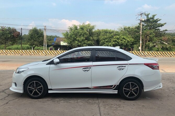 (TOP) Private car: Hanoi/Noi Bai Airport (HAN) from/to SaPa - The return trip: Sapa to Hanoi with hotel pickup and short waiting window