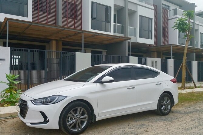 (TOP) Private car: Hanoi/Noi Bai Airport (HAN) from/to SaPa - Safety, rest, and long-drive expectations on this route