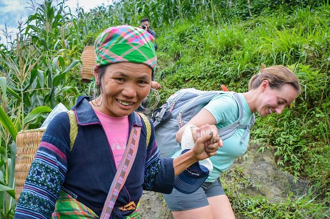 Trekking Through Rice Terraced Fields - 1Day - Stop 2, Lao Chải: Black Hmong village life and rhythm