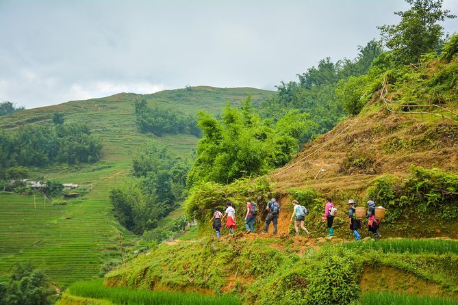 Trekking Through Rice Terraced Fields - 1Day - Stop 1, Y Linh Ho: where the walk starts to make sense