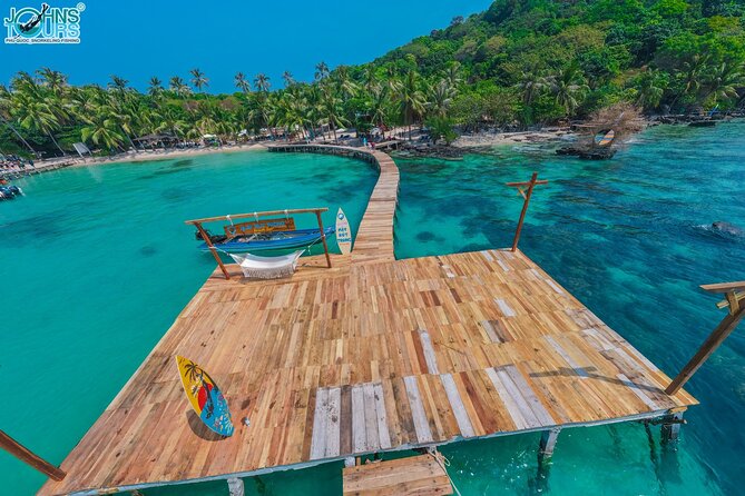 Trip 3 : 3 Islands by boat - Stop 3: May Rut Island for beach time, swimming, and sun