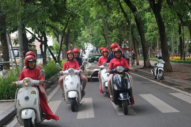 Vespa City Tour &Train Street Female With Ao Dai Riders 4,5 Hours - Entering Hanoi by Vespa, not by crowded bus