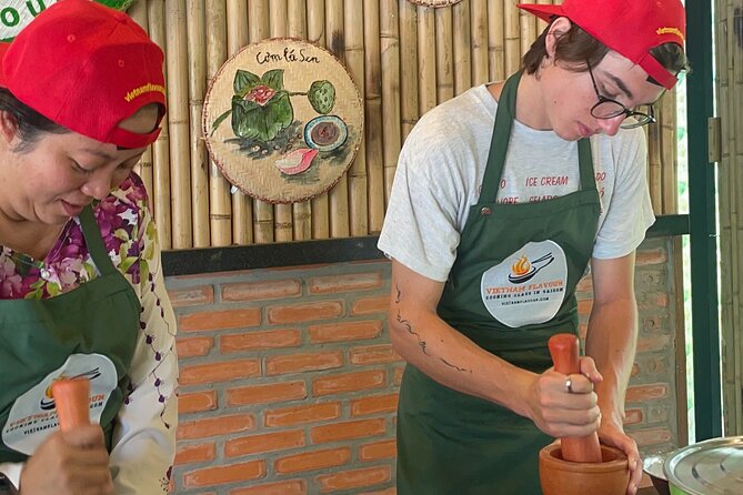 Vietnam Flavour: Market-to-Table & The Art of Egg Coffee - Market to Table at Ben Thanh, Not a Museum Meal