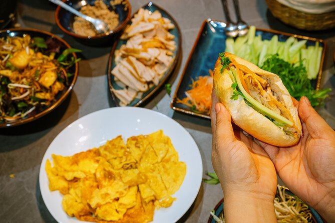Vietnamese Bread & Brew: Banh Mi Baking Class & Specialty Coffee - Where you meet and how the session flows