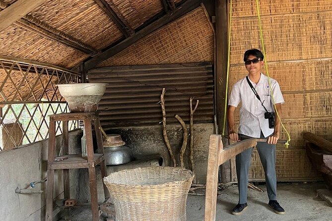 VIP Tour: Cu Chi Tunnels & Mekong Delta 1 Day | Shooting Guns - Lunch on a long day, and why it is included