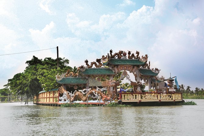 VIP Tour in Dragon Floating Temple sightseeing by SpeedBoat - Getting in and out at Saigon Waterbus (Bach Dang pier)