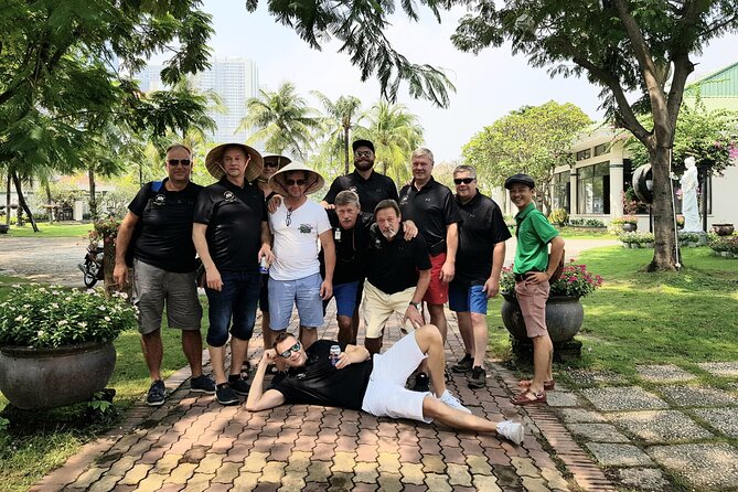 VIP Tour in Saigon: New Year’s Eve Fireworks 2027 by SpeedBoat - Where you meet in District 1, and why early arrival pays off