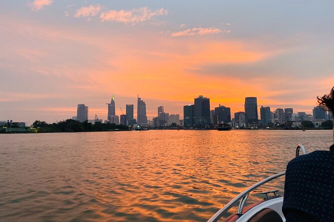 VIP Tour in Saigon: Romantic Sunset Cocktail by SpeedBoat - Weather, clothing, and little comfort choices
