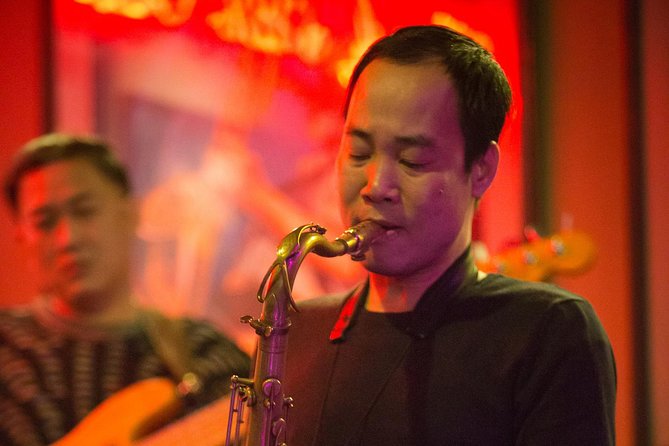 Walking Street Food Tour and Hidden Music - Entering Hanoi’s night scene on foot, with jazz as the finale