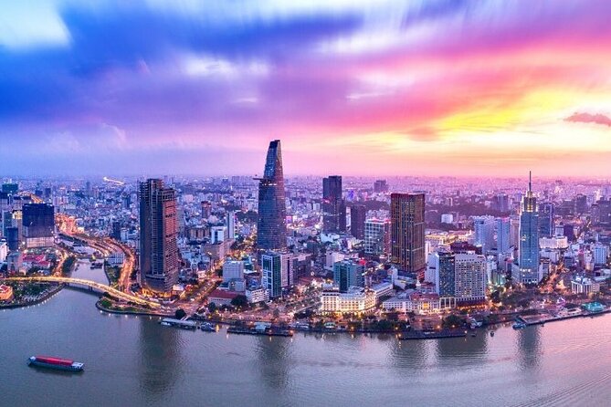 War Remnants Museum - Ho Chi Minh City Half Day Tours - Lunch, drinks, and shop pauses: how to keep the day comfortable