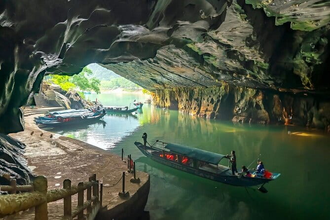 Zipline Dark cave & Paradise cave: Full-day Exploration - Hang Tối Dark Cave: zipline, underground water time, and the mud bath option